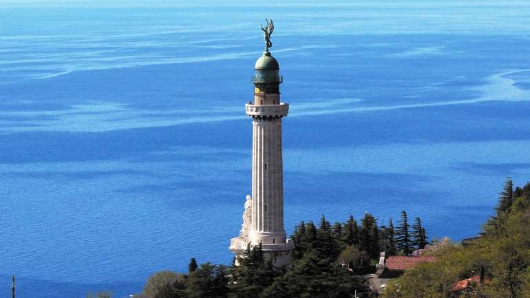 Ha riaperto il Faro della Vittoria